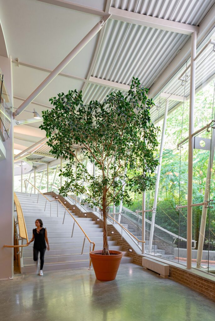 VxA-210709-KMAC-102-Media