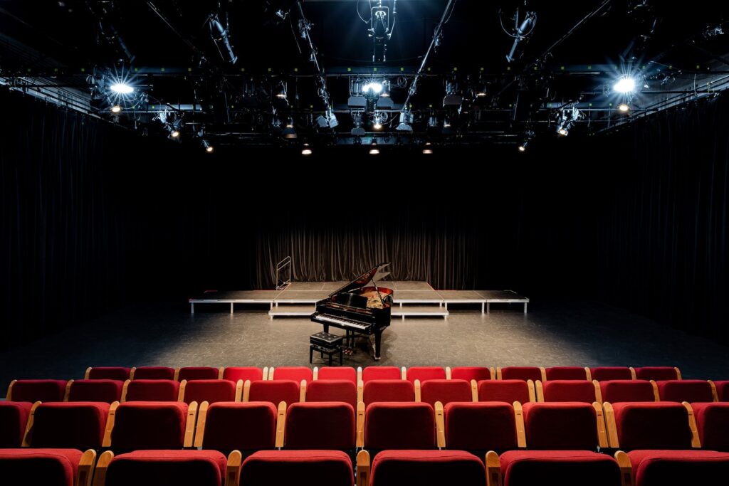 VxA-210709-KMAC-234-Edit-Media